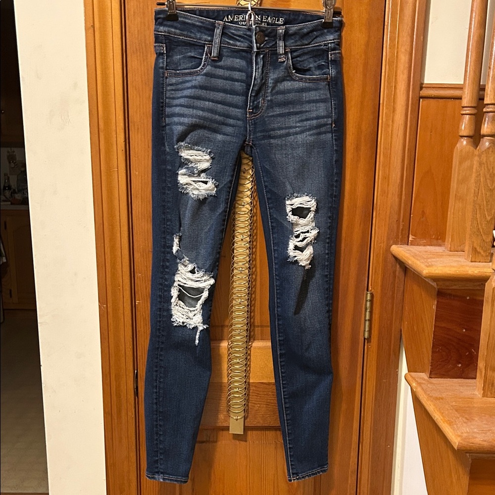 American Eagle Outfitters Women's Ripped Dark Blue Skinny Jeans